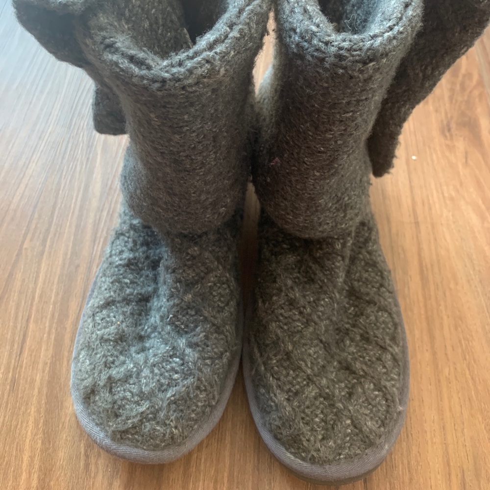 Ugg Lattice Cardy Boot - Gray Size 6 - image 3